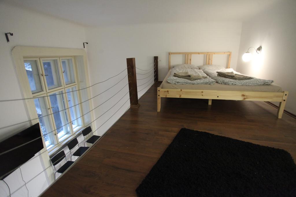Bpr Whistle Arts Industrial Apartment Budapest Camera foto